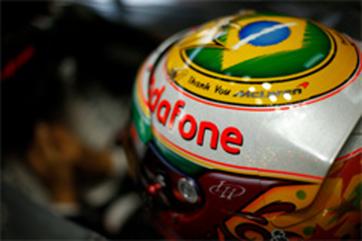 ルイス・ハミルトン F1ブラジルGP 特別ヘルメット