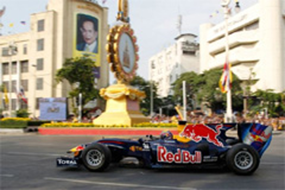 バーニー・エクレストン、2015年のバンコクでのF1開催を目指す