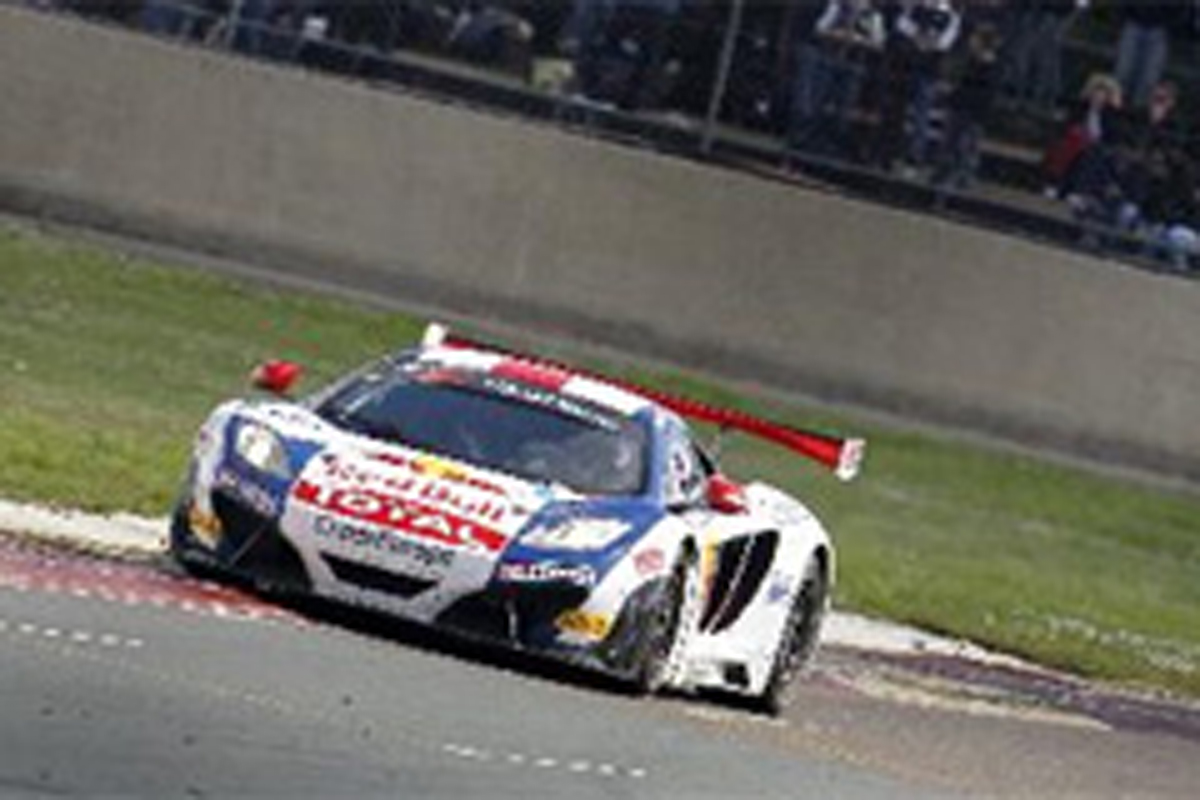 セバスチャン・ローブ、FIA GTシリーズ開幕戦で優勝
