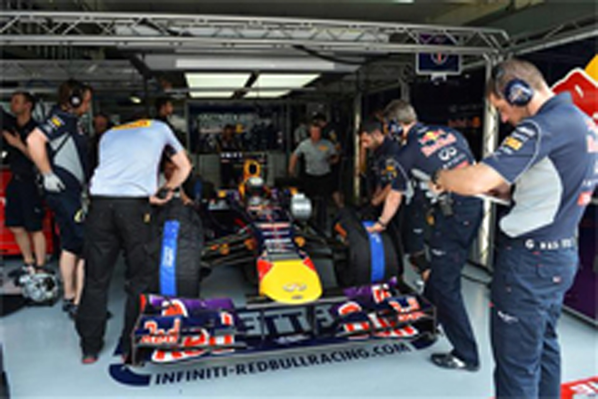 FIA、レッドブルを含めた3チームにマシン変更を要求