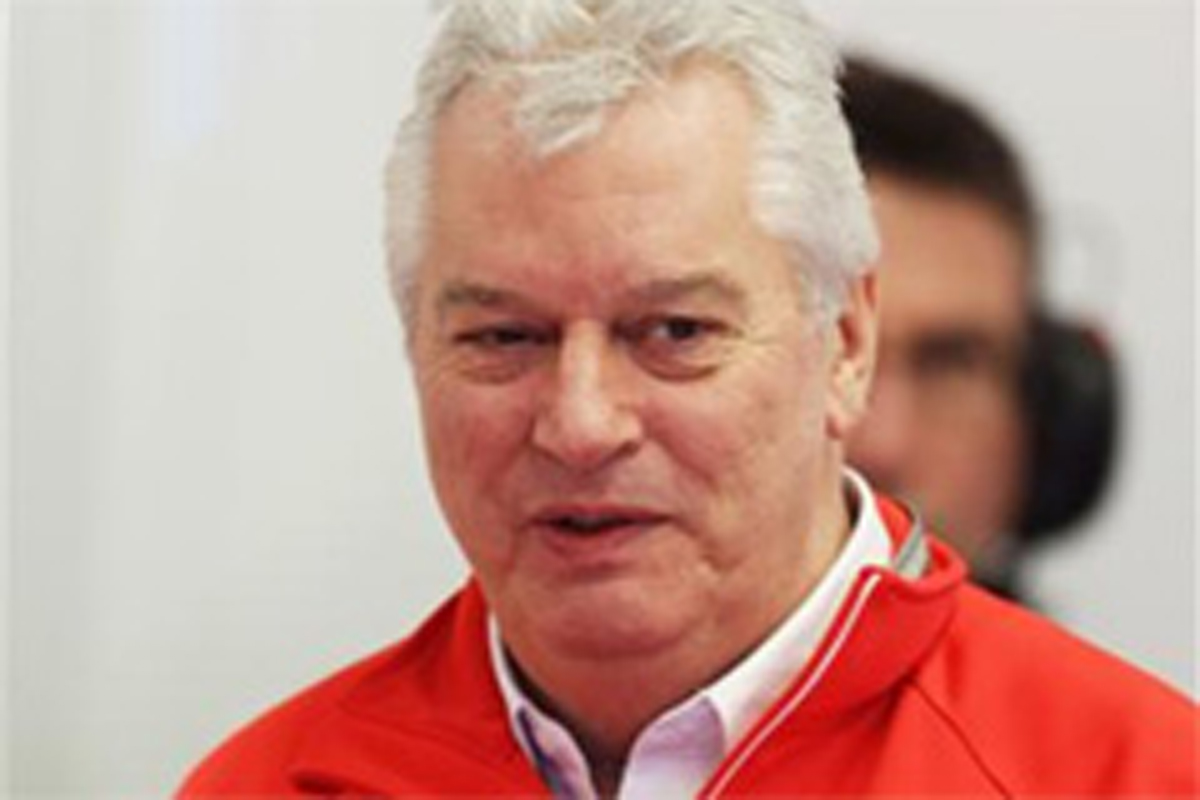 パット・シモンズ 「マルシャはF1で生き延びれる」