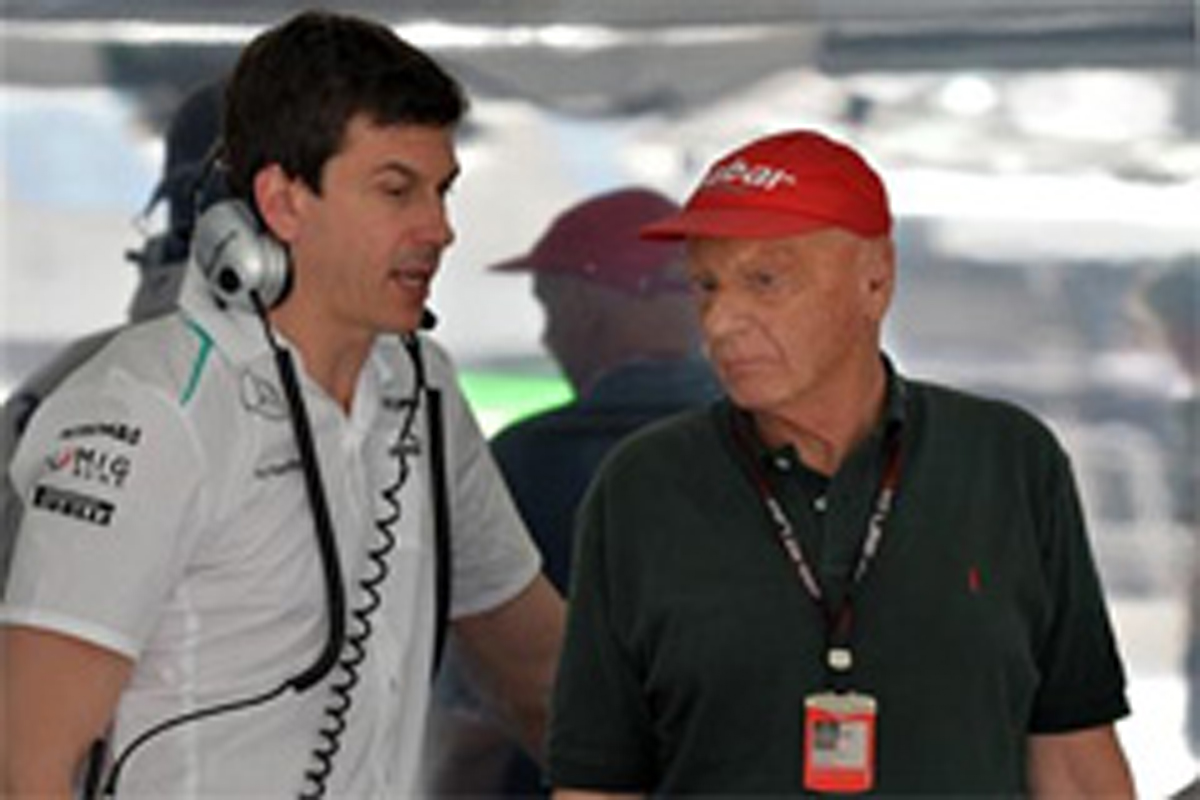 メルセデス、F1スタッフのリストラを示唆