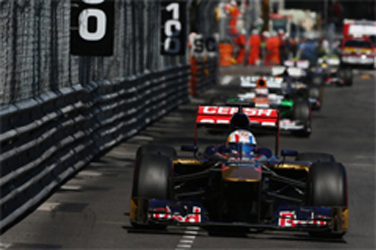 トロ・ロッソ:ジャン・エリック・ベルニュが8位入賞 (F1モナコGP)