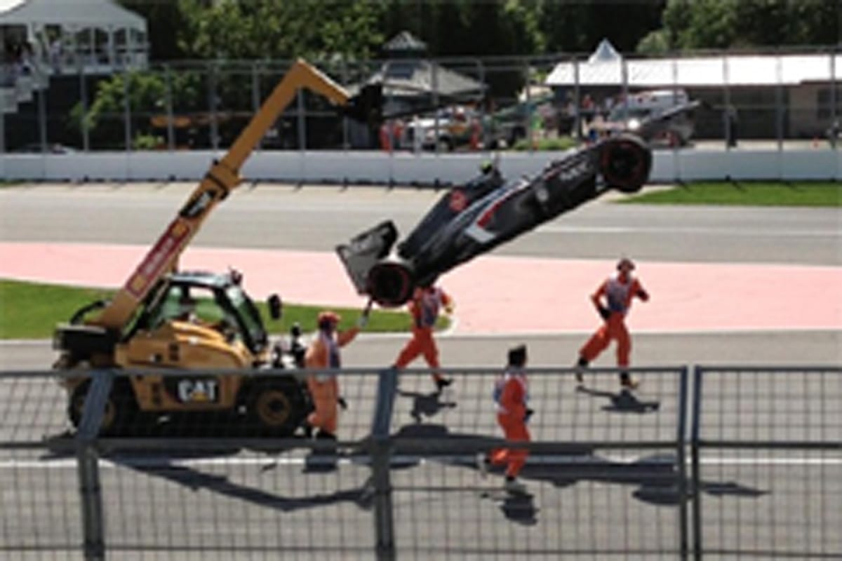 F1ドライバー、事故死したマーシャルに哀悼の意