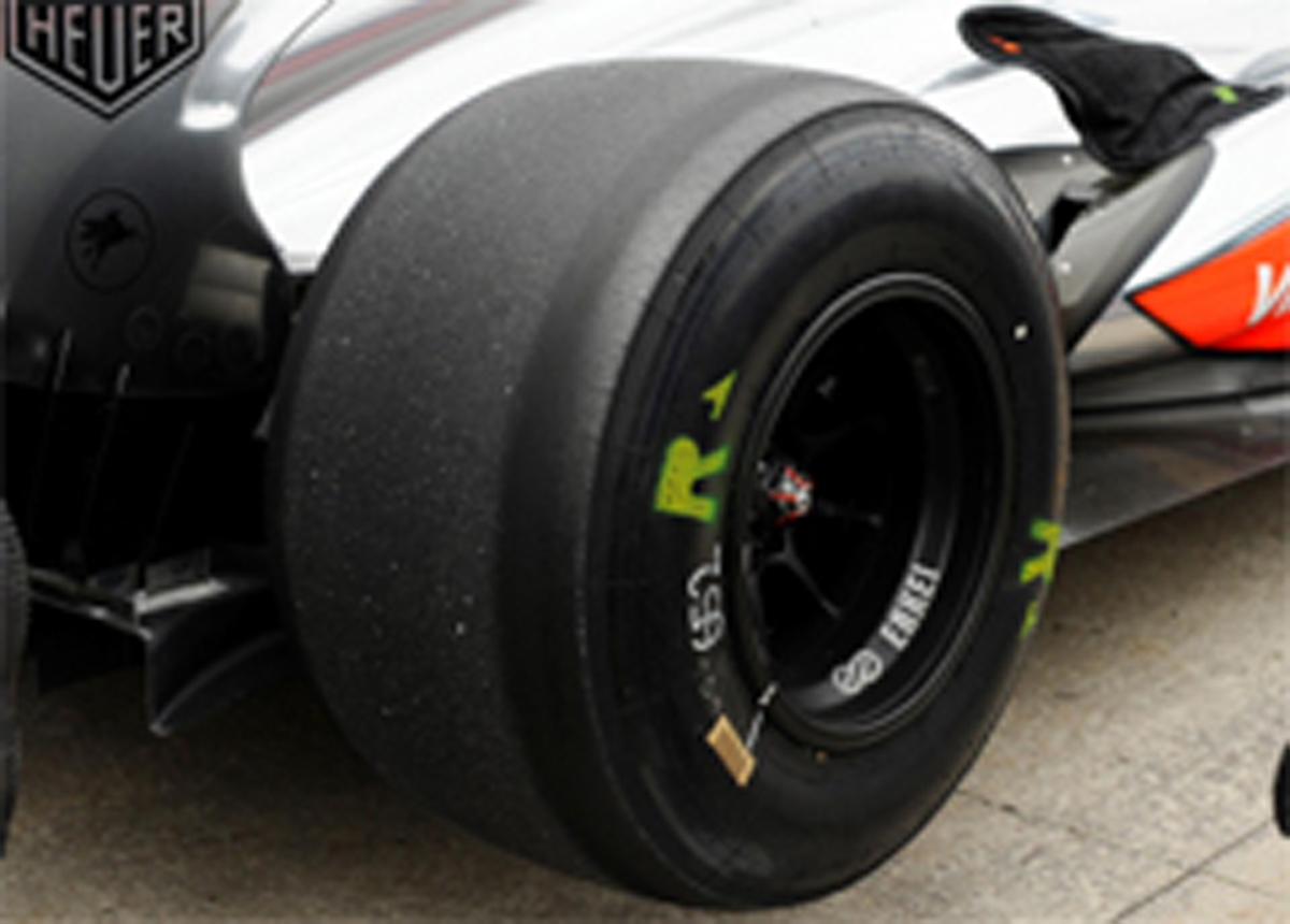 ピレリ、F1イギリスGPでの新型タイヤの導入を見送り