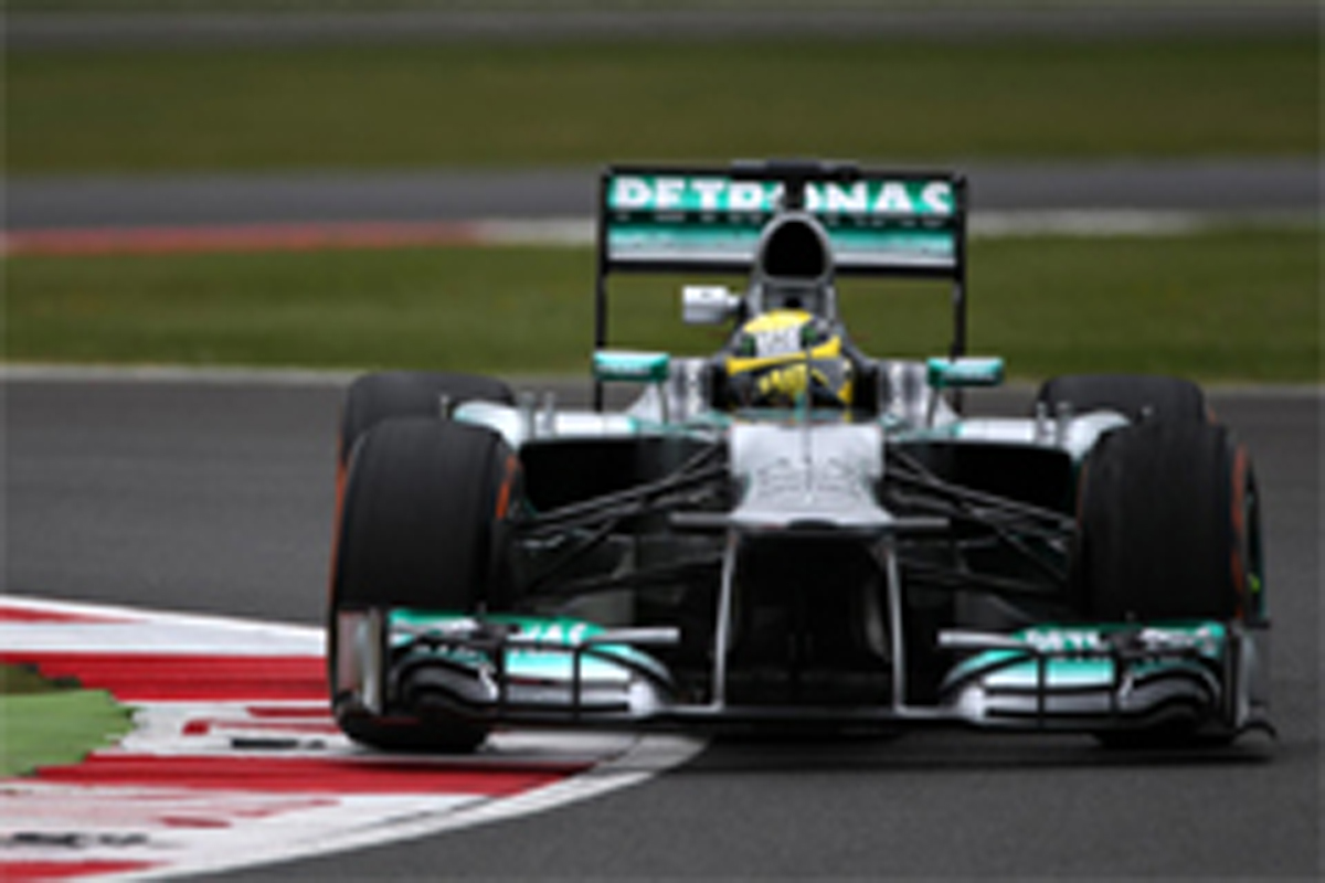 メルセデス:F1イギリスGP 初日のコメント