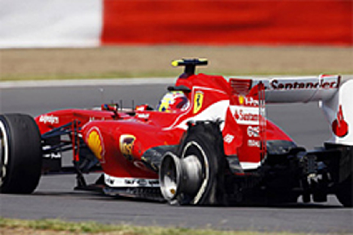 FIA、タイヤ問題多発で「赤旗を出す寸前だった」 （F1イギリスGP）