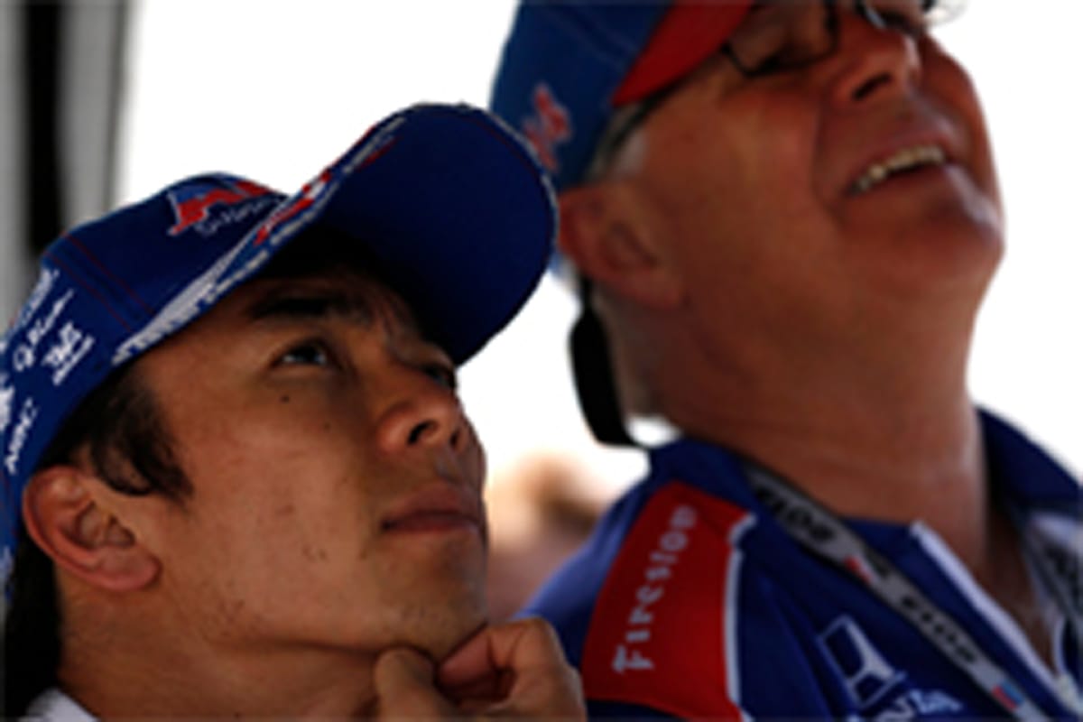 佐藤琢磨、第2レースの予選は15番手 （インディカー第13戦）