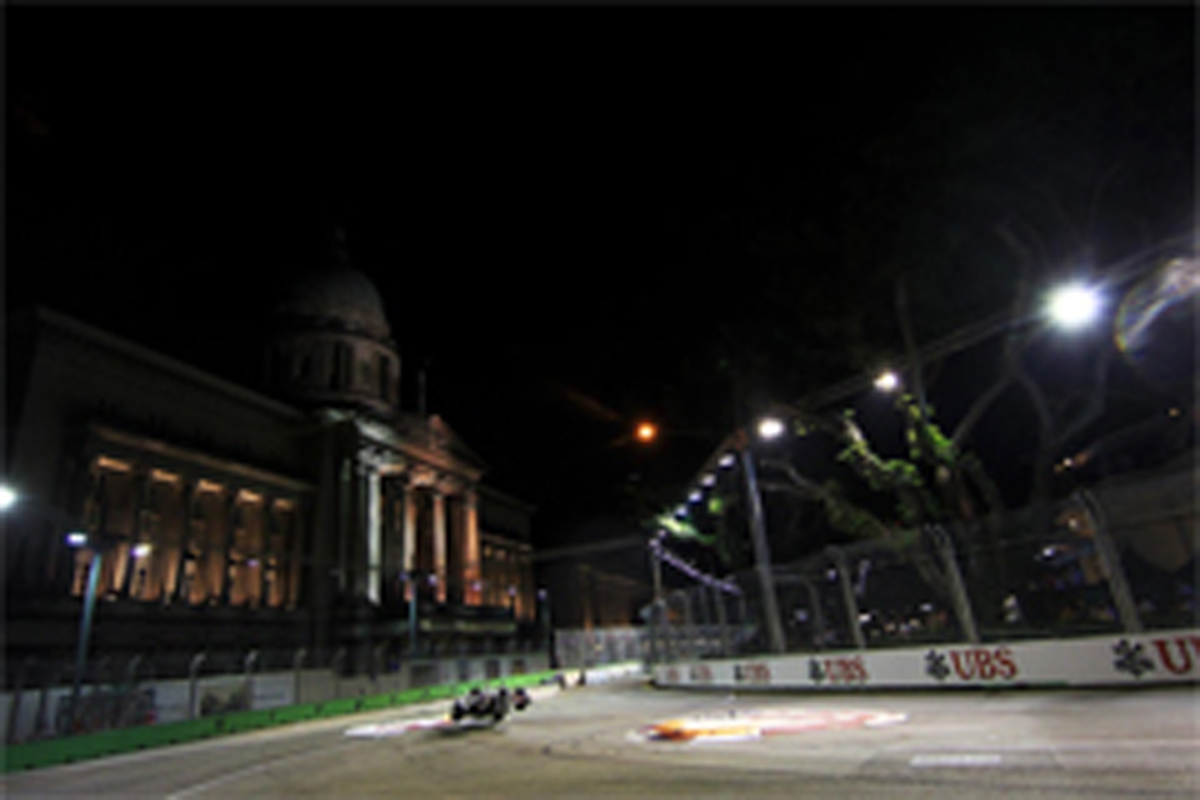 F1シンガポールGP、不人気のターン10のシケインを撤去