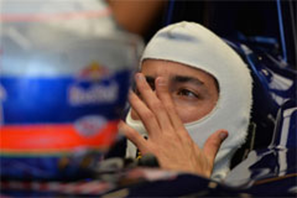ダニエル・リカルド、RB10に「お尻が入らなかった」と認める