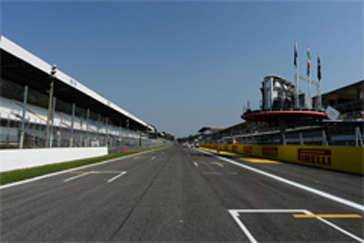 F1イタリアGP フリー走行1回目：ルイス・ハミルトンがトップタイム