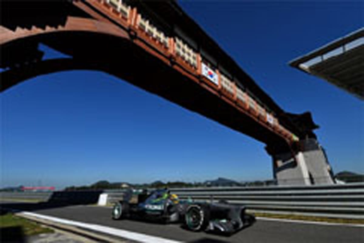 F1韓国GP フリー走行1回目:ルイス・ハミルトンがトップタイム