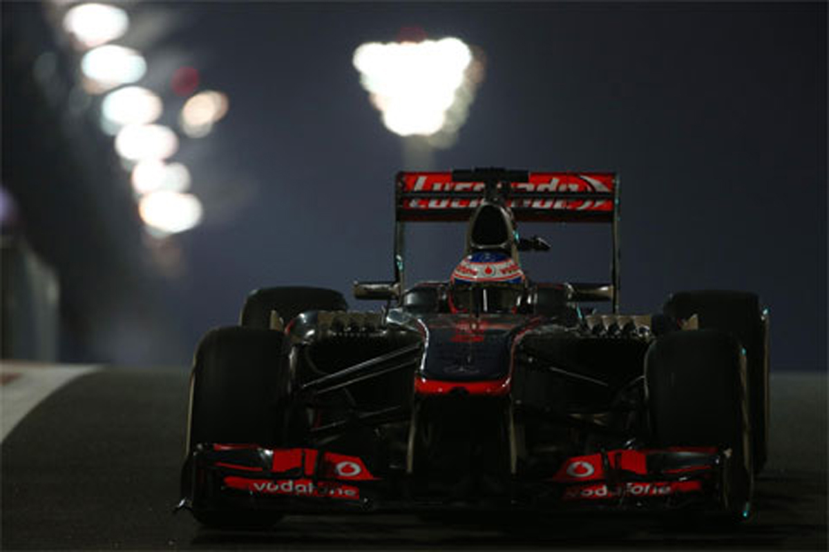 マクラーレン:セルジオ・ペレスがQ3進出 (F1アブダビGP 予選)