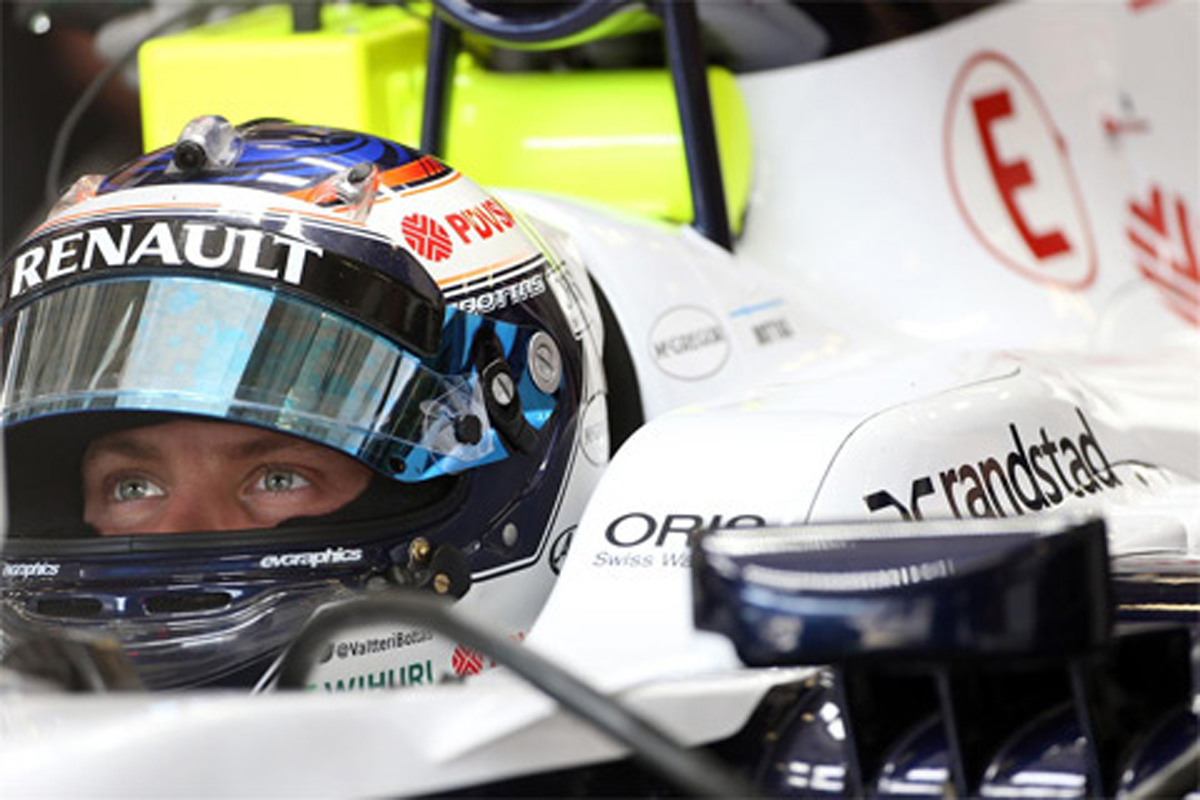 ウィリアムズ FW36、バルテリ・ボッタスが初走行を担当