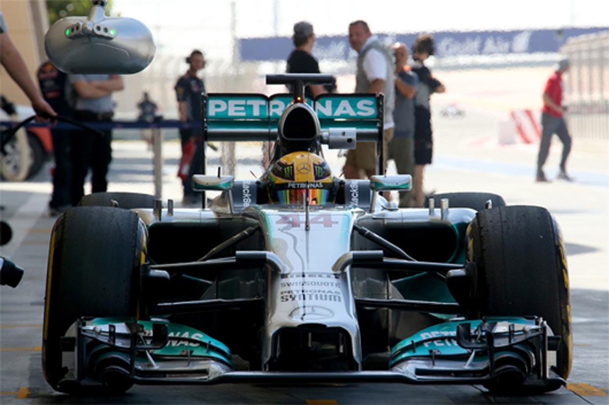 F1バーレーンテスト3日目:ルイス・ハミルトンがトップタイム