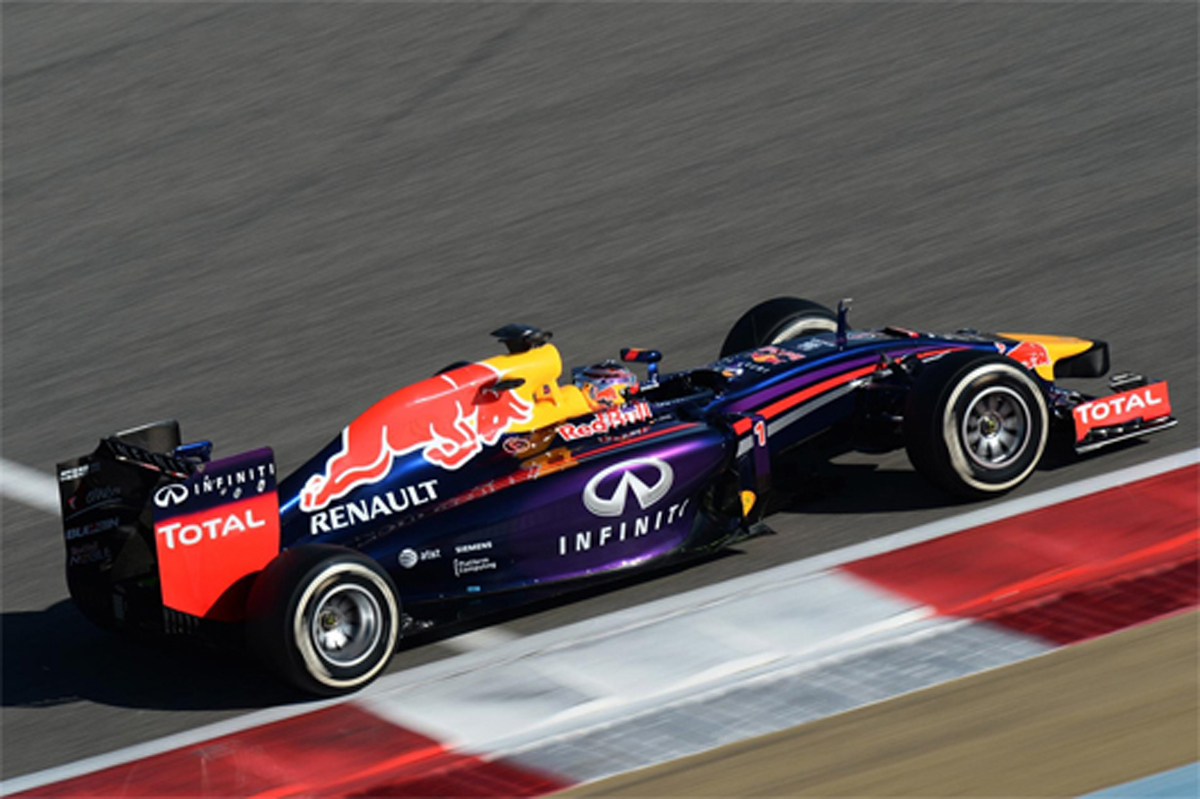 ルノー、レッドブル RB10のデザインは“やり過ぎ”