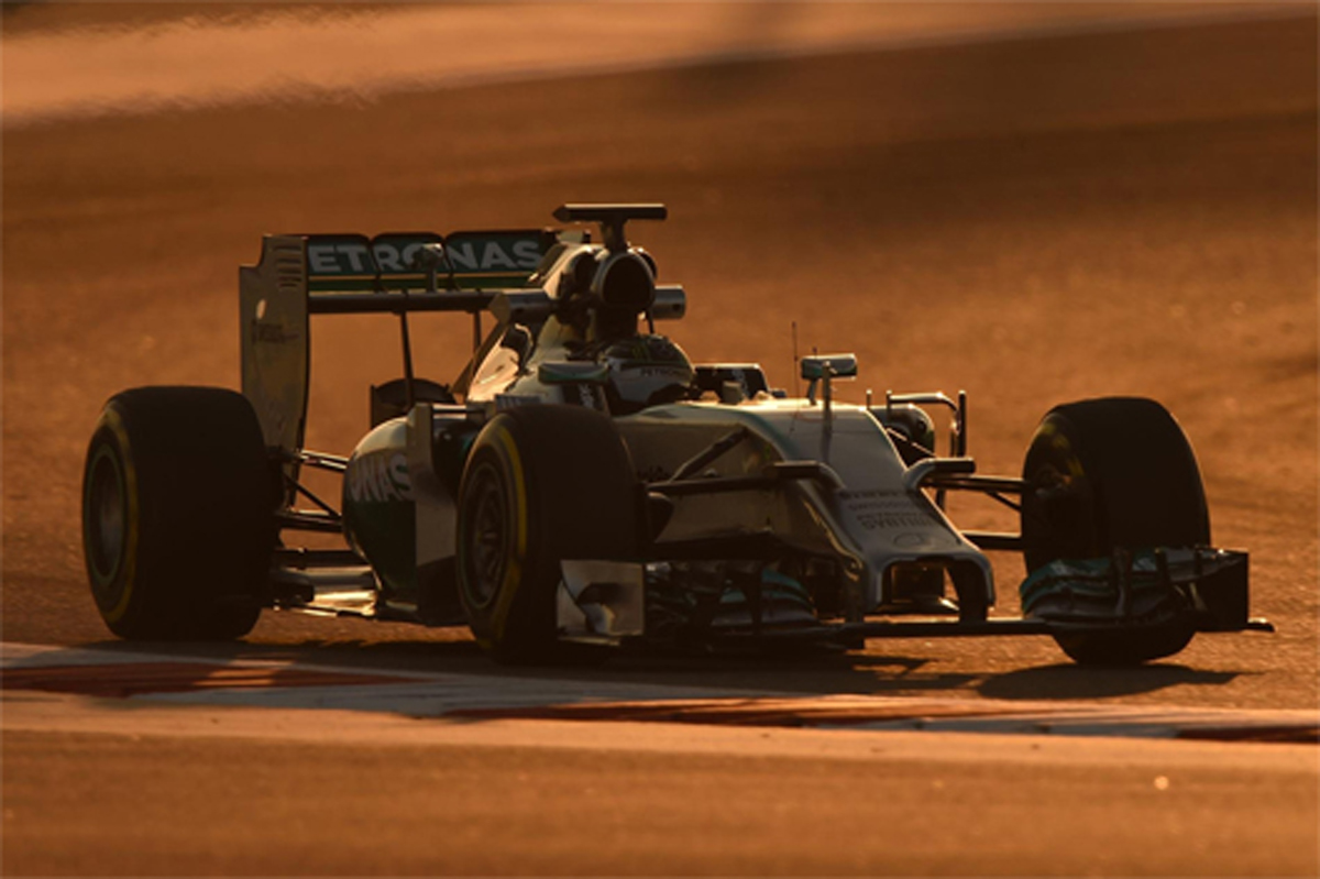F1バーレーンテスト初日:ニコ・ロズベルグがトップタイム
