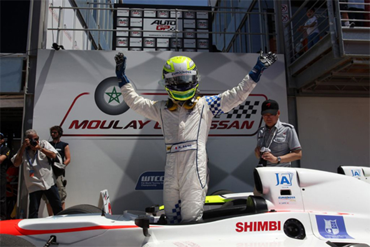 佐藤公哉、AUTO GP開幕戦のレース1で優勝