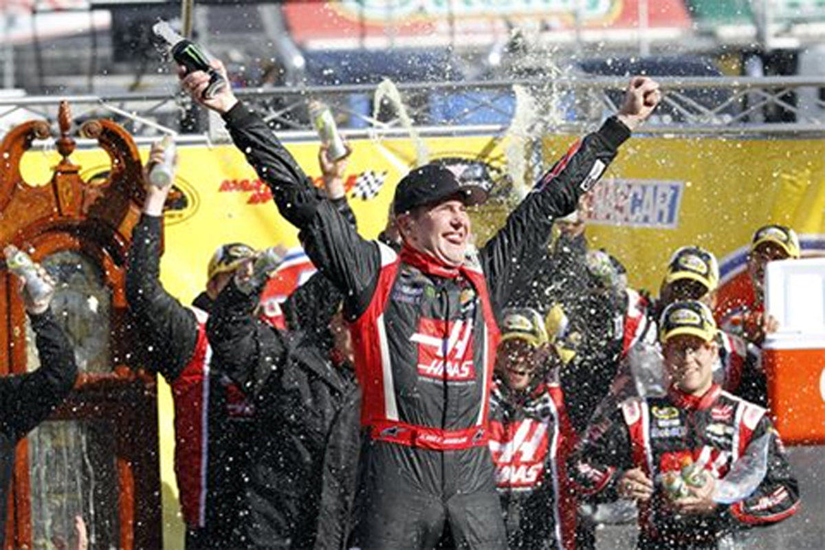 ハースでNASCARを戦うカート・ブッシュ、F1参戦を否定