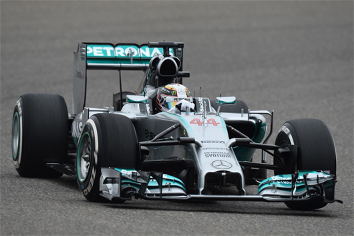 F1中国GP フリー走行2回目:ルイス・ハミルトンがトップタイム
