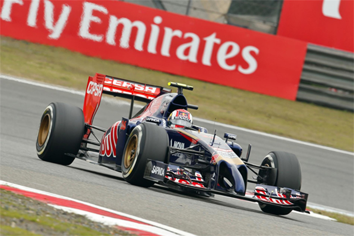 トロ・ロッソ:ダニーエル・クビアトが10位入賞 (F1中国GP)