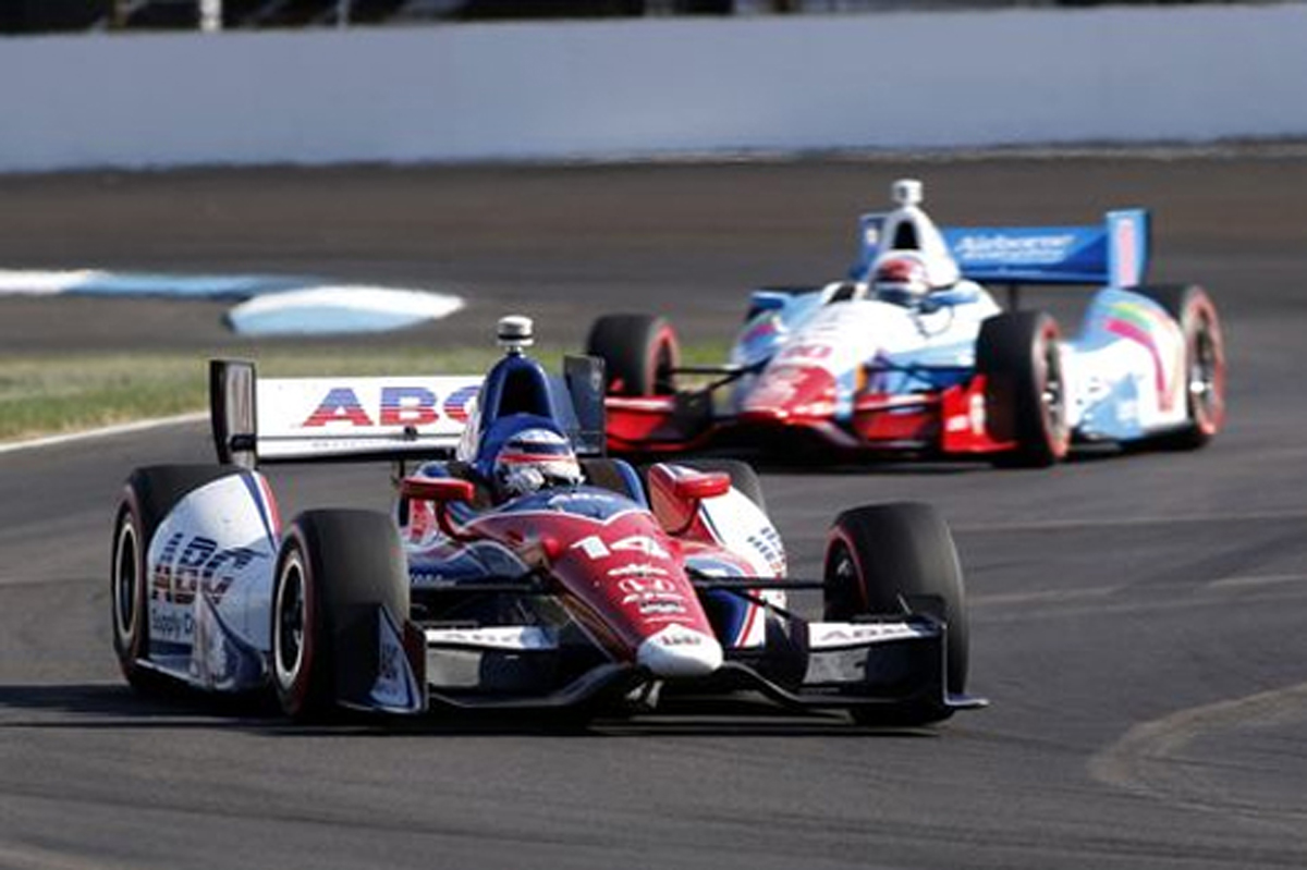 佐藤琢磨、インディ・ロードコースのレースで9位フィニッシュ
