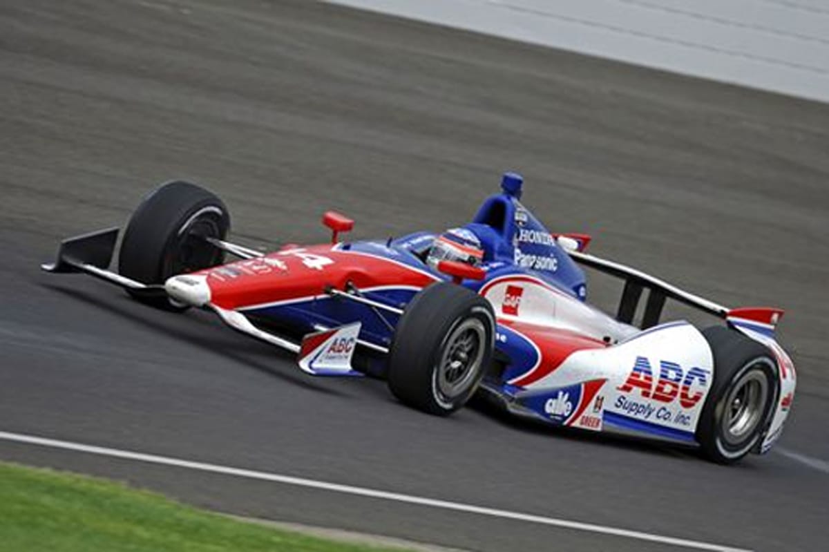 佐藤琢磨、18番手となり予選2日目へ (インディ500)