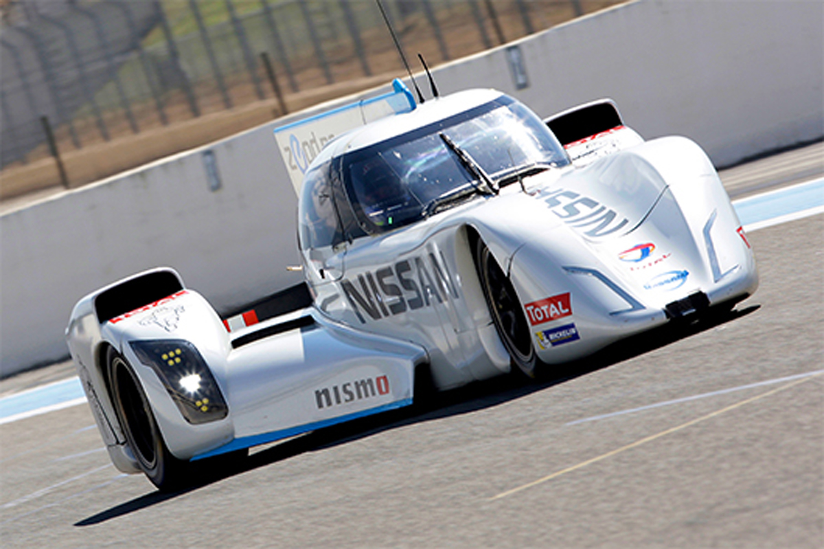 日産、ル・マン24時間レースのパブリックビューイングを開催