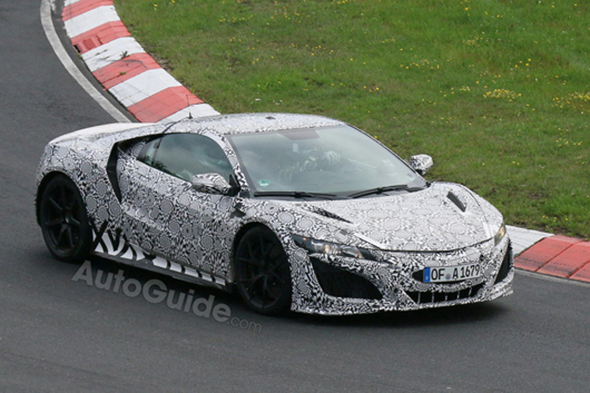 ホンダ、次期NSXのテスト車両がスクープされる