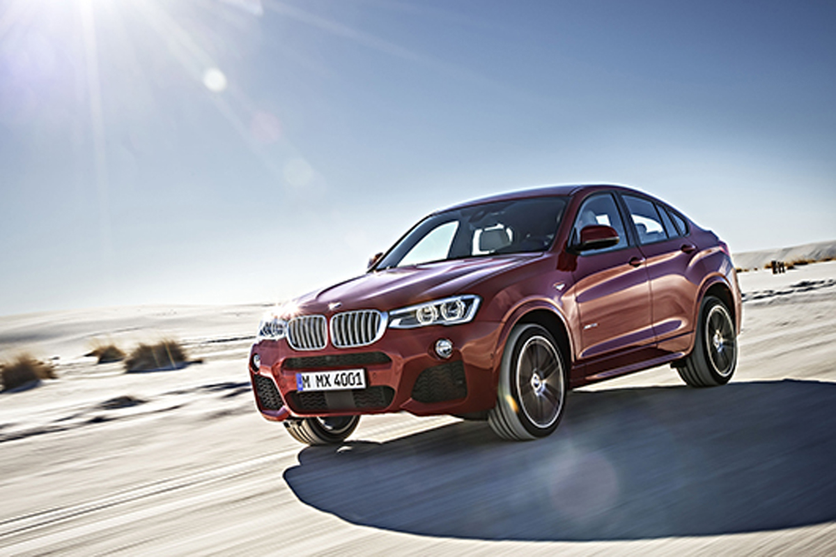 BMW、X4を発表
