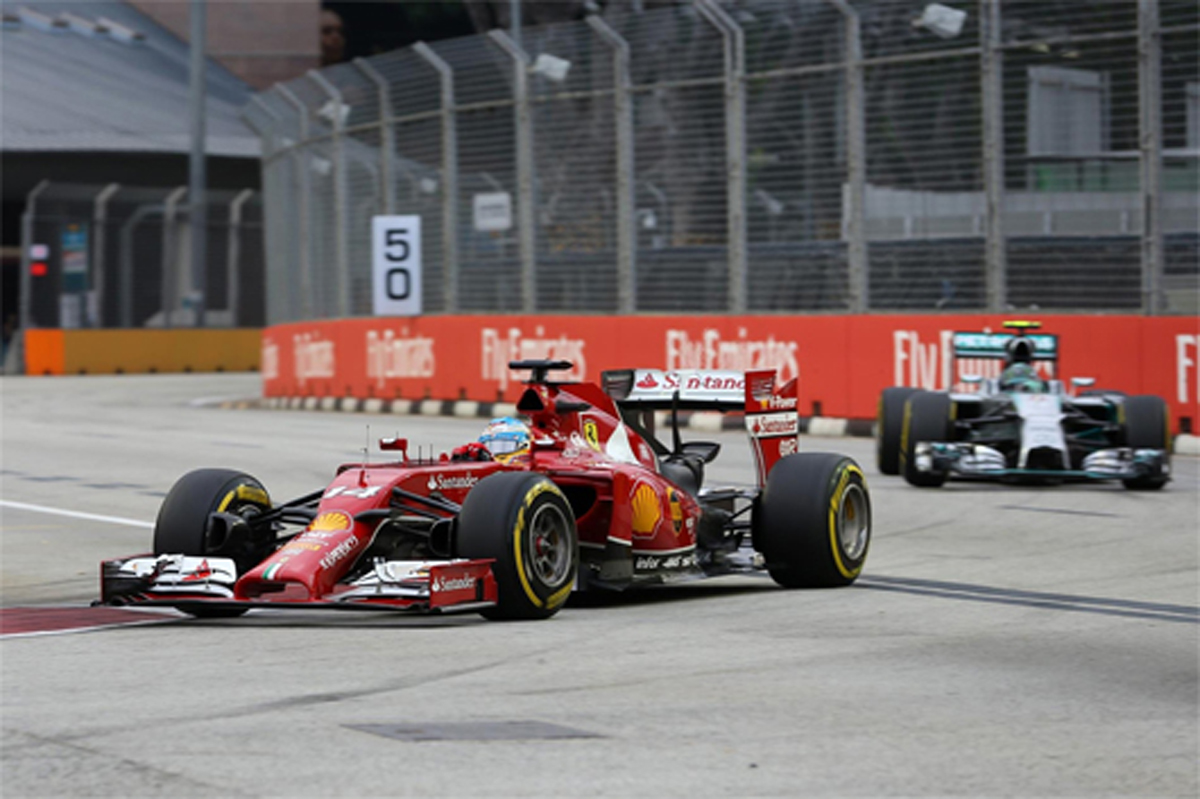 F1シンガポールGP フリー走行3回目:フェルナンド・アロンソがトップ