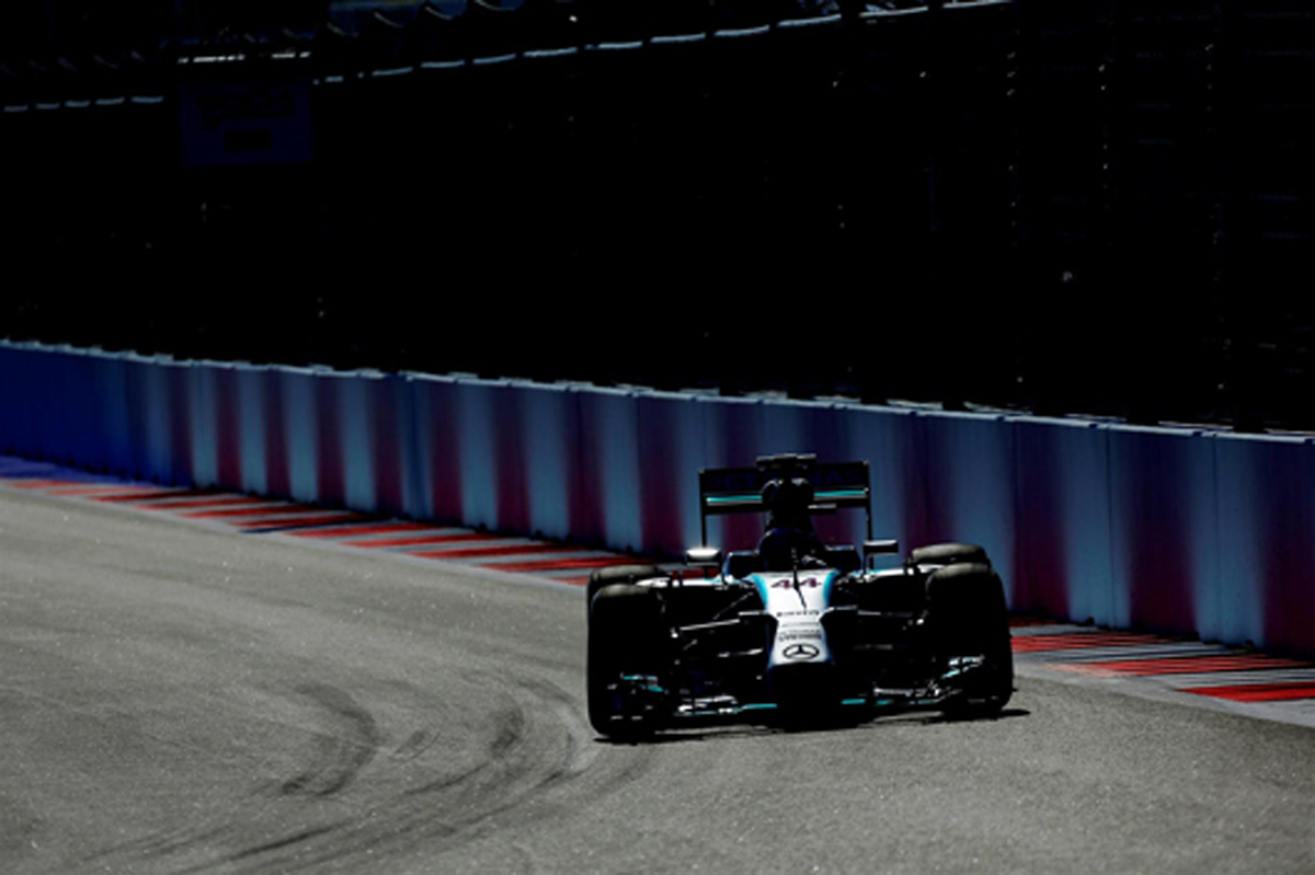 F1ロシアGP フリー走行3回目:ルイス・ハミルトンがトップタイム