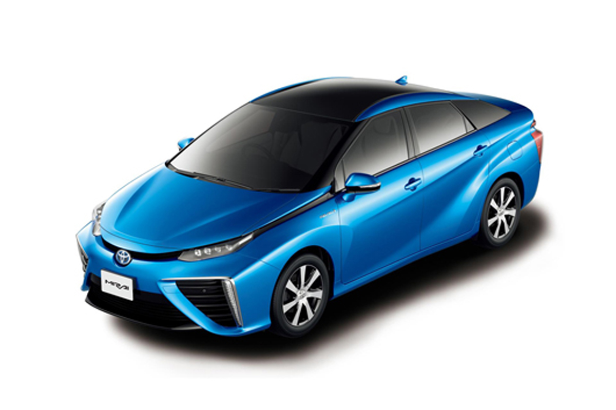 トヨタ、セダンタイプの新型燃料電池自動車「MIRAI」を発売