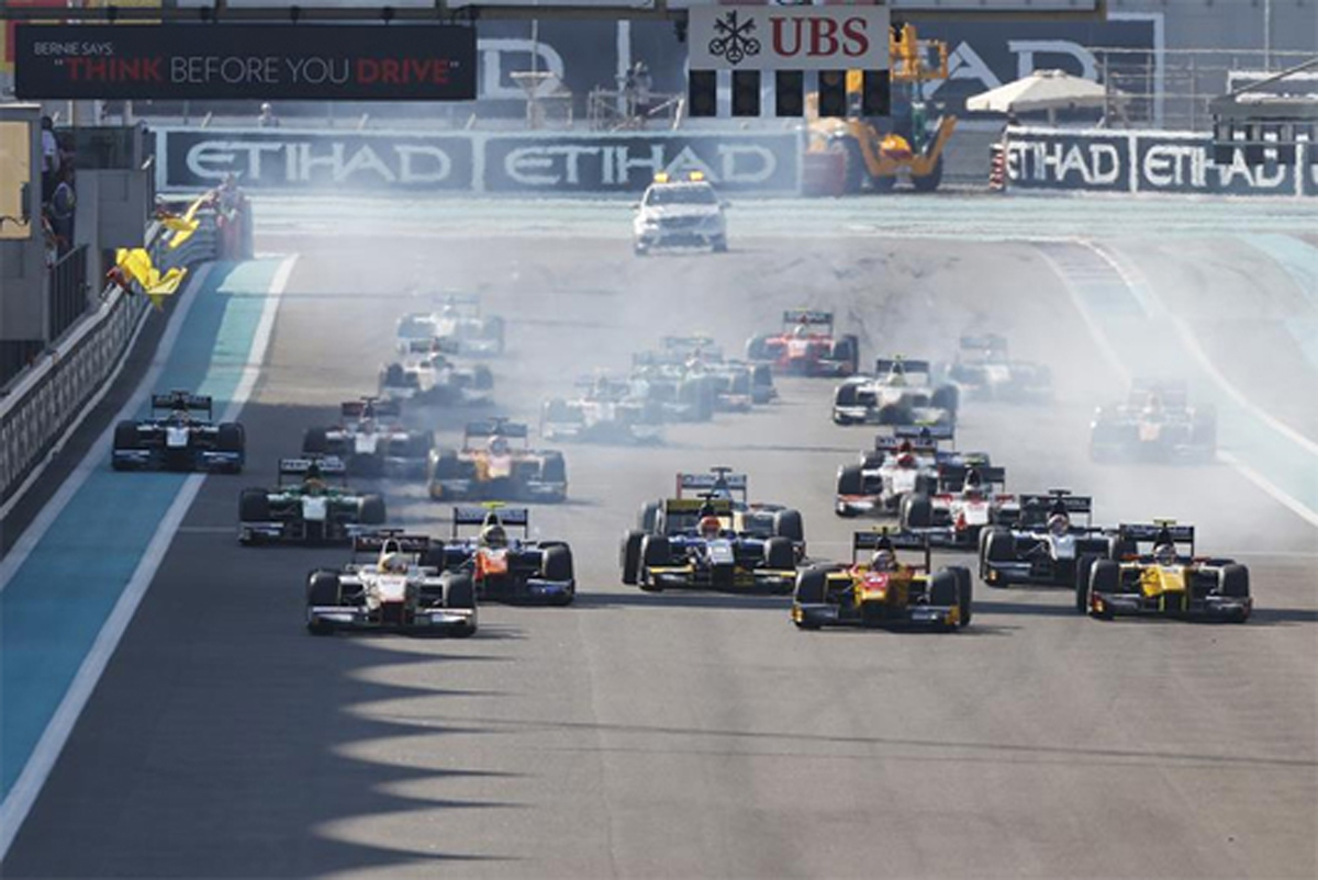 F1:スーパーライセンス取得にポイント制を導入