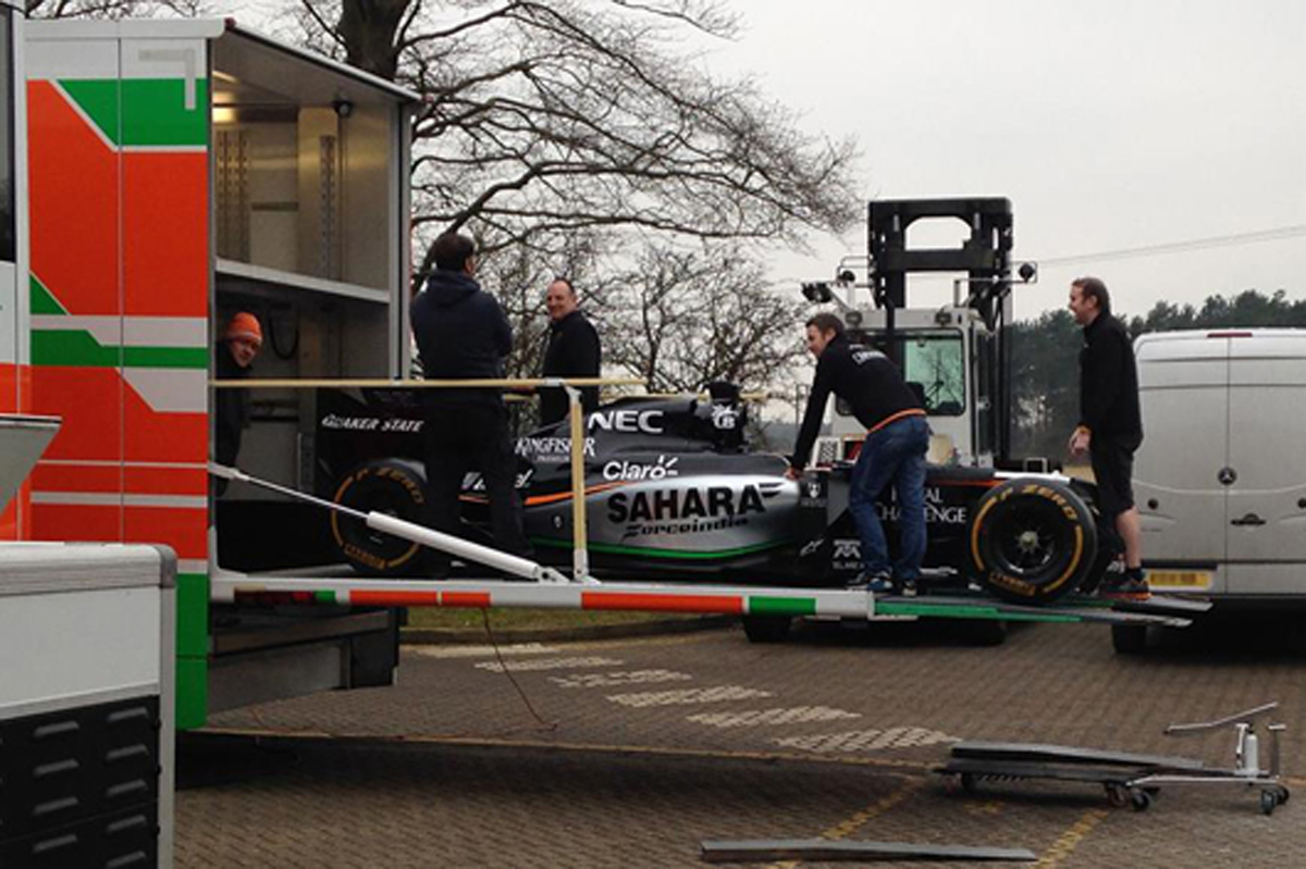 フォース・インディア、2014年F1マシンでバルセロナに出発