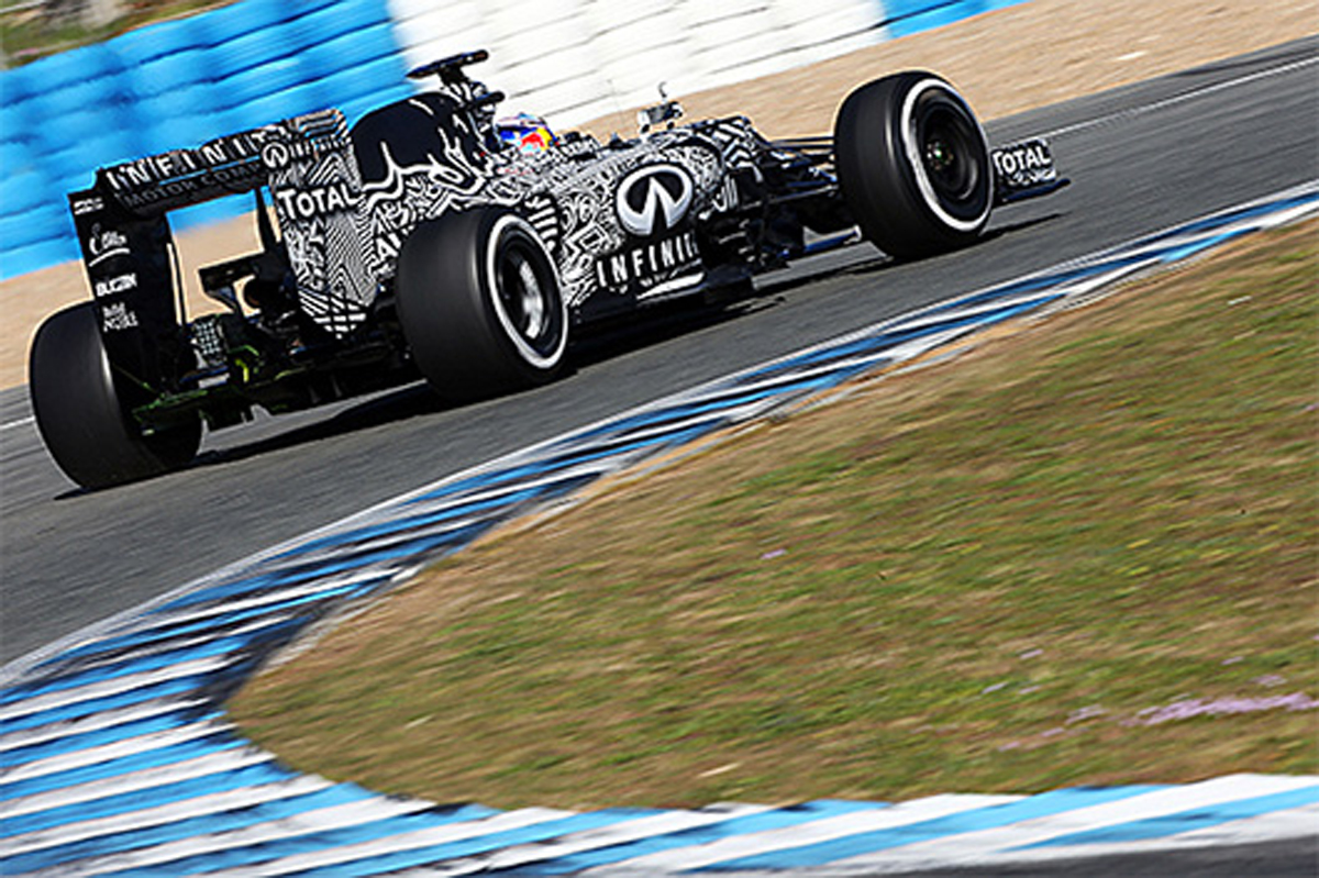 ルノー、今年のF1エンジン開発トークンを2016年のために使用？