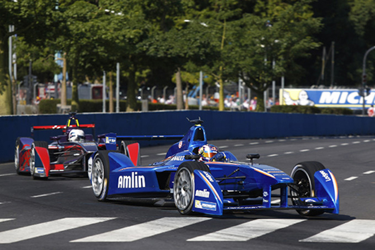 フォーミュラE：来シーズンも10チームでレース