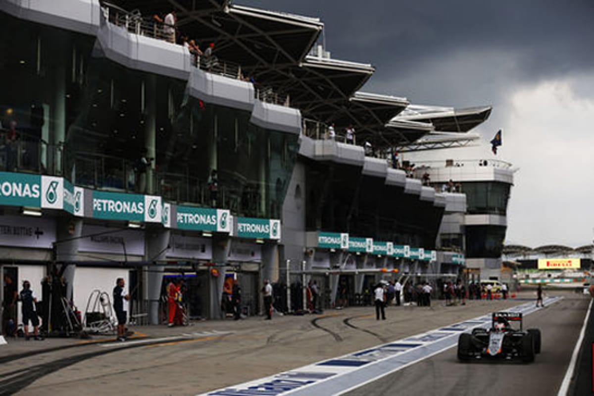 フォース・インディア:雨に翻弄されQ2敗退 / F1マレーシアGP 予選