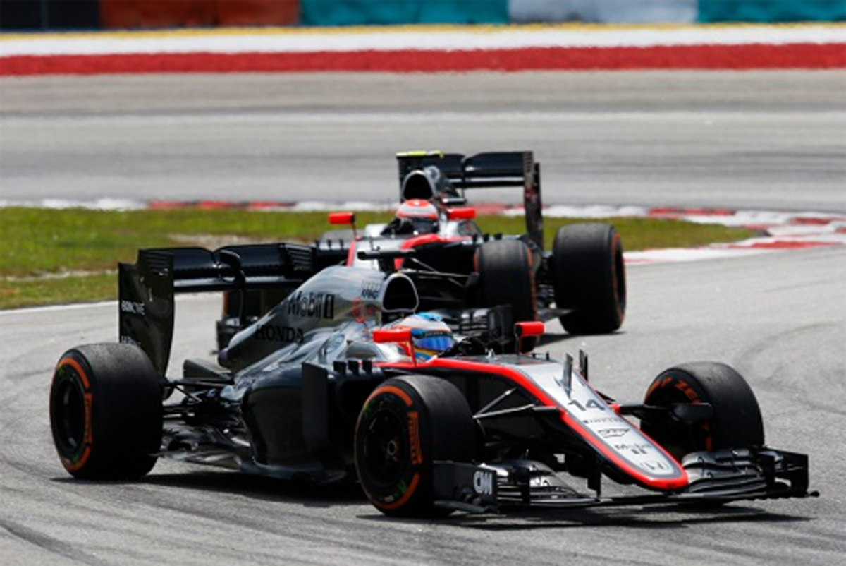フェルナンド・アロンソ、マシントラブルでリタイア / F1マレーシアGP