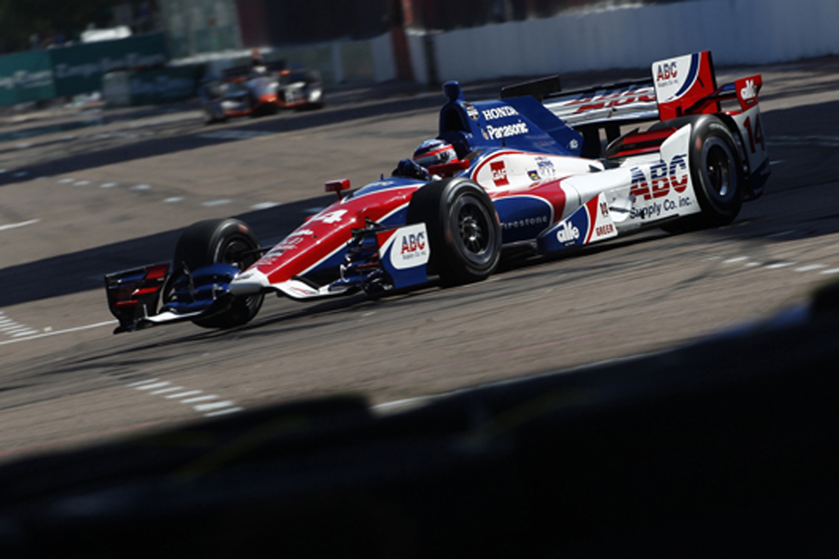 佐藤琢磨、ホンダ勢トップとなる予選5番手を獲得 / インディカー