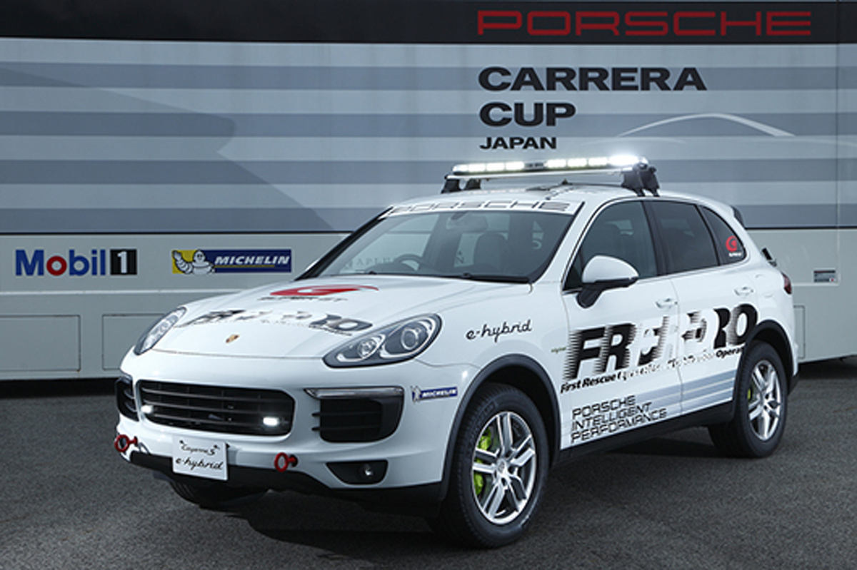 ポルシェ、カイエンS E-ハイブリッドをSUPER GTにFRO車両として提供