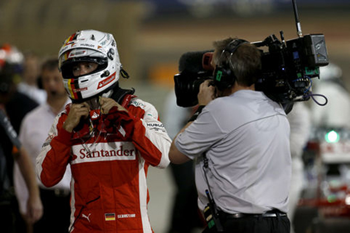 フェラーリ:ベッテルがメルセデス勢を分断 / F1バーレーンGP 予選