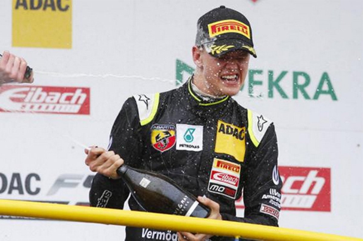 ミック・シューマッハ、ドイツF4開幕大会のレース3で初優勝