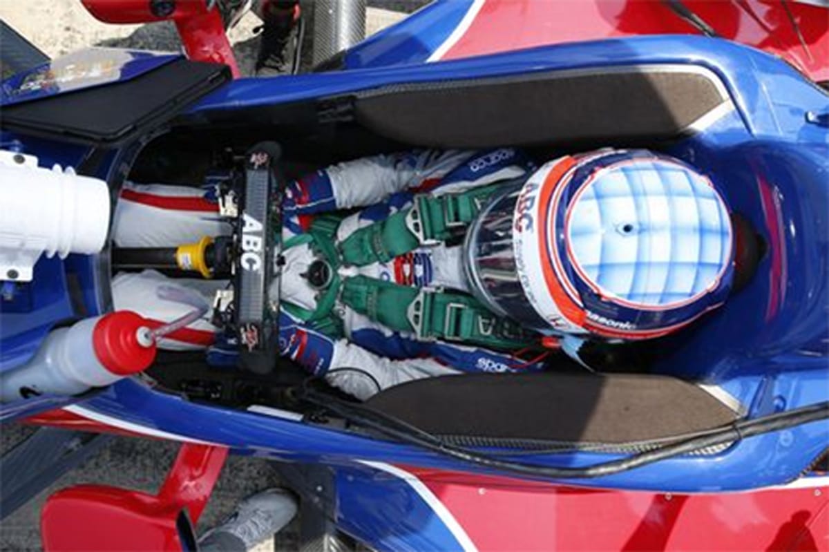 佐藤琢磨 「僕たちにはもう少しいい週末が必要」 / インディカー