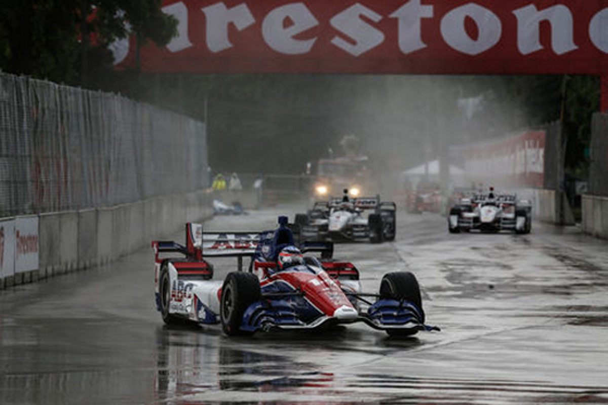 佐藤琢磨、ダブルヘッダー初戦は11位 / インディカー