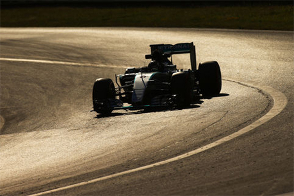 ピレリ：2016年型F1タイヤレンジの新素材をテスト