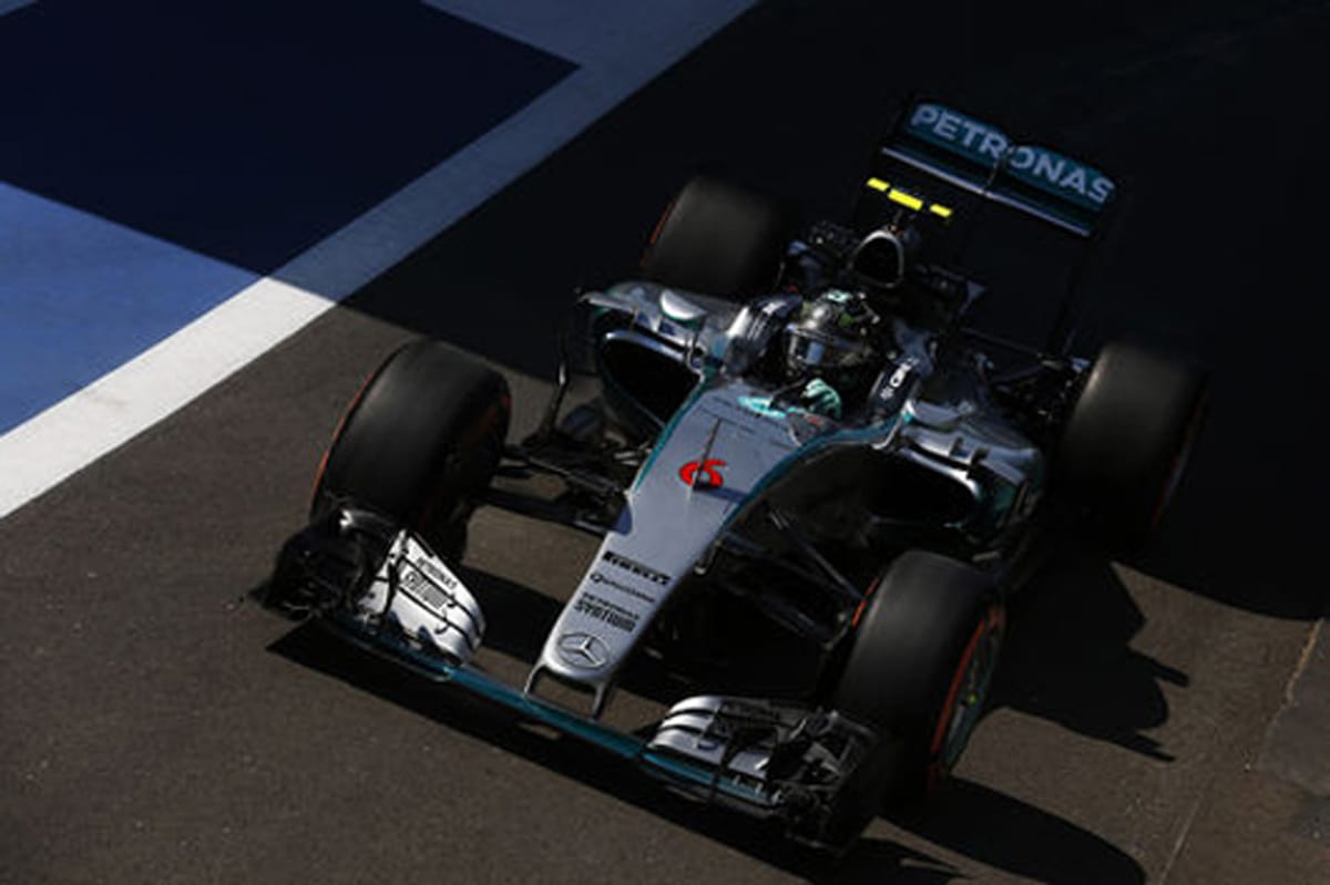 F1イギリスGP フリー走行1回目：ニコ・ロズベルグがトップタイム