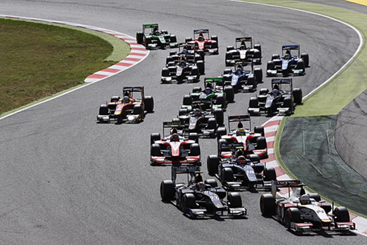 F1：スーパーライセンスのポイント基準を変更
