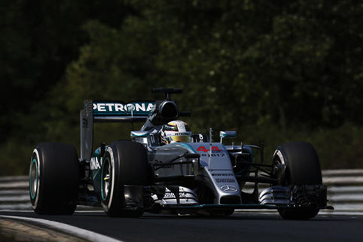 F1ハンガリーGP フリー走行1回目：ルイス・ハミルトンがトップタイム