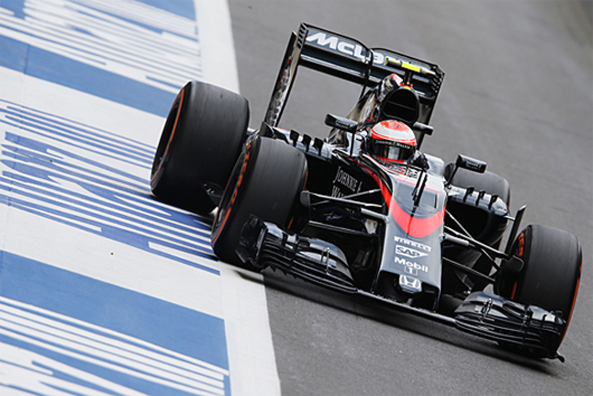 マクラーレン・ホンダ、F1ハンガリーGPで2台に“フリー”エンジンを投入